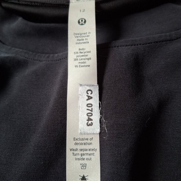 Lululemon Softstreme Perfectly Oversized Cropped Crew - Picture 5 of 5